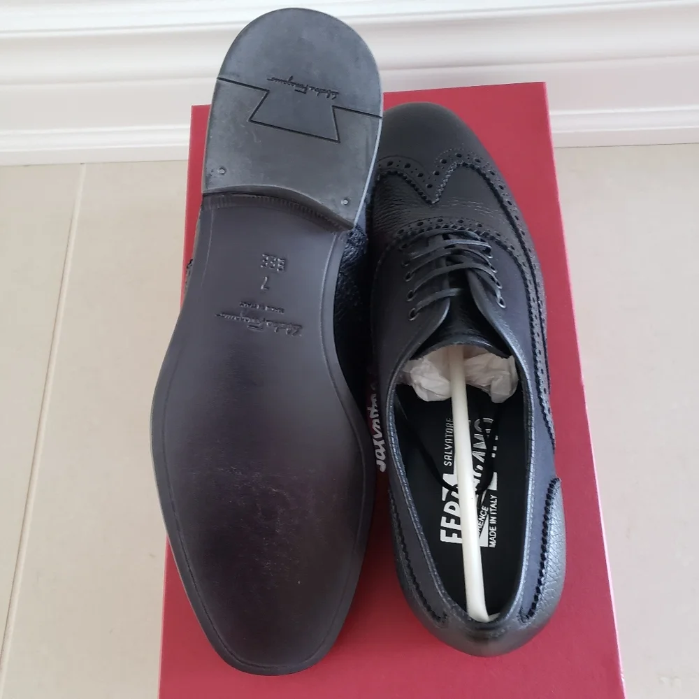 BNIB Salvatore Ferragamo Men's Dress Shoes - Black Size 7 - Picture 4 of 9